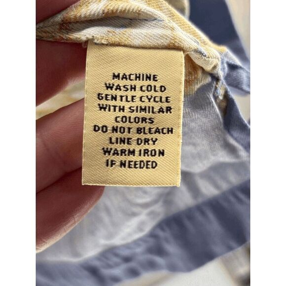 Caribbean Hawaiian Shirt Mens M Floral Button Up Short Sleeve Silk Blend EUC - Picture 3 of 4